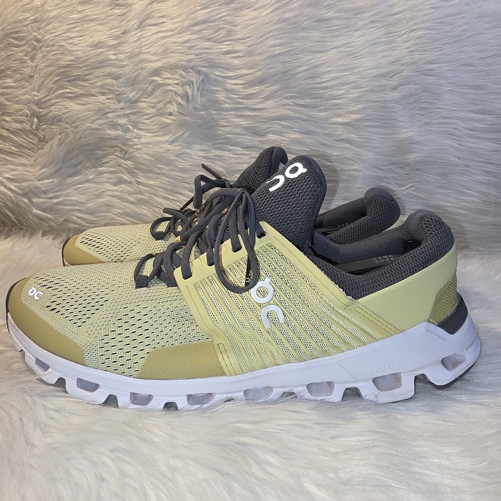 Men's Running Shoes - Size 9.5 - On Cloudswift — Moss/Olive